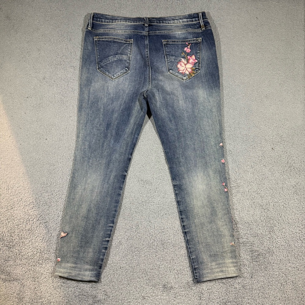Driftwood Marilyn Slim Jeans Koi Fish Embroidered Women's Size 32 #827 - Picture 6 of 10